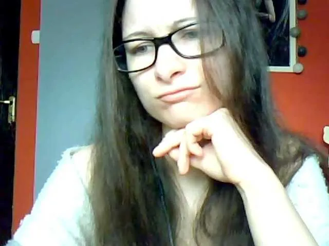 Live sex webcam photo for AudreyDark #273801523