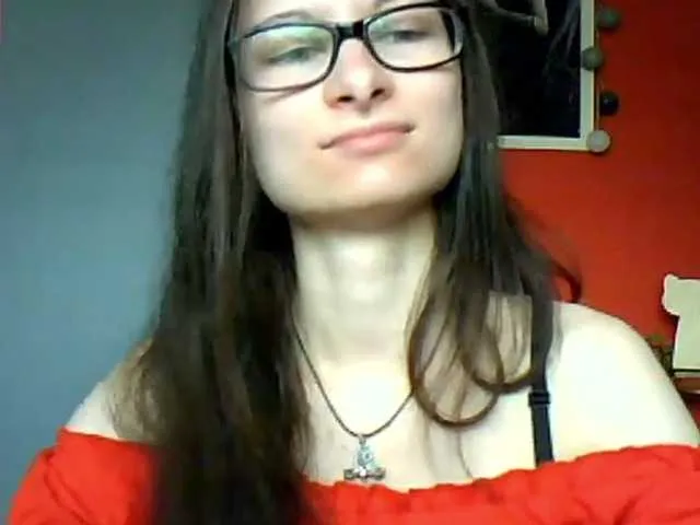 Live sex webcam photo for AudreyDark #273884581