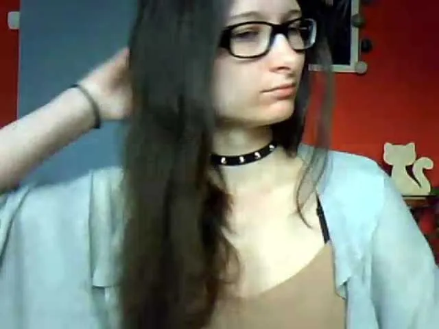 Live sex webcam photo for AudreyDark #274018799