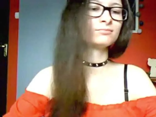 Live sex webcam photo for AudreyDark #274029429