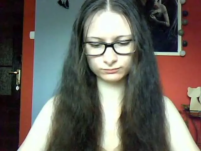 Live sex webcam photo for AudreyDark #274530737