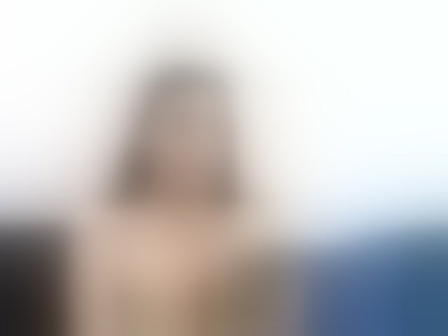 Live sex webcam photo for AuraLee #294103376