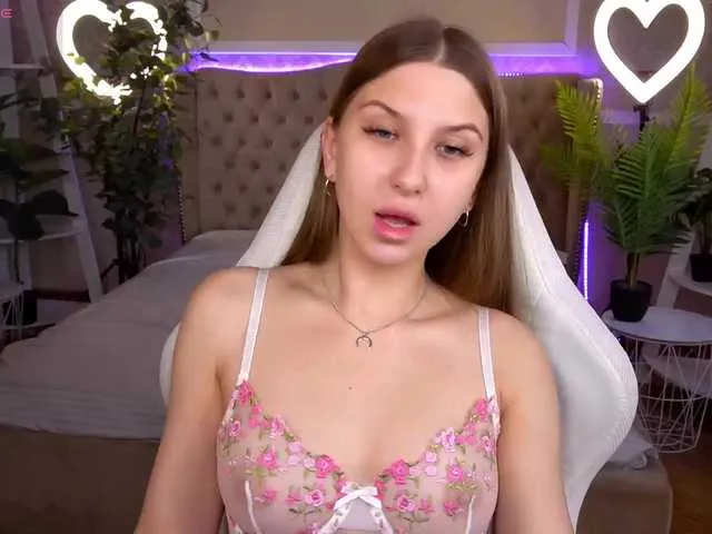 Live sex webcam photo for AureliaBliss #291369641