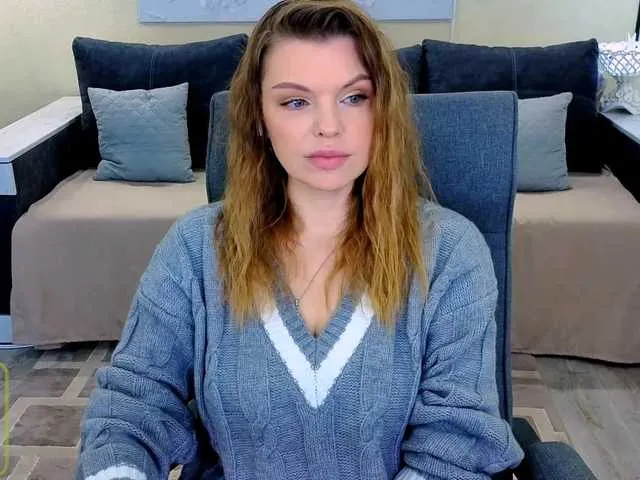 Live sex webcam photo for AureliaFly #290743982