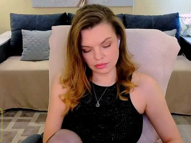 Live sex webcam photo for AureliaFly #290817476