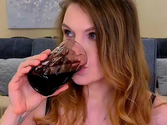 Live sex webcam photo for AureliaFly #290912501