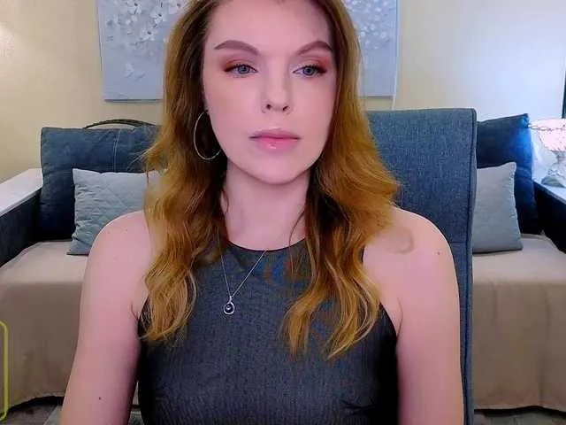 Live sex webcam photo for AureliaFly #290960641