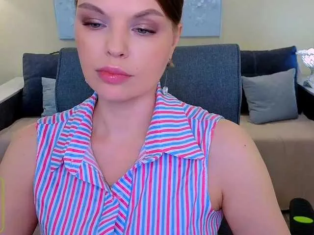 Live sex webcam photo for AureliaFly #291021648