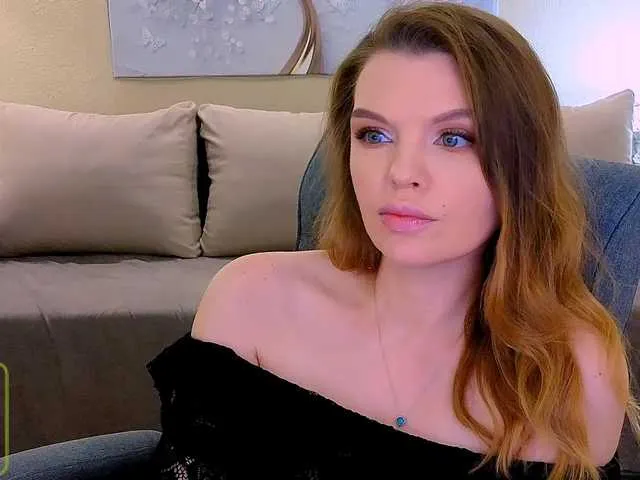 Live sex webcam photo for AureliaFly #291441595