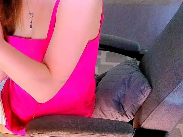 Live sex webcam photo for AureliaFly #291521057