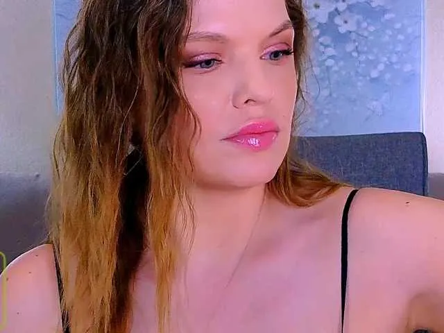 Live sex webcam photo for AureliaFly #291590379