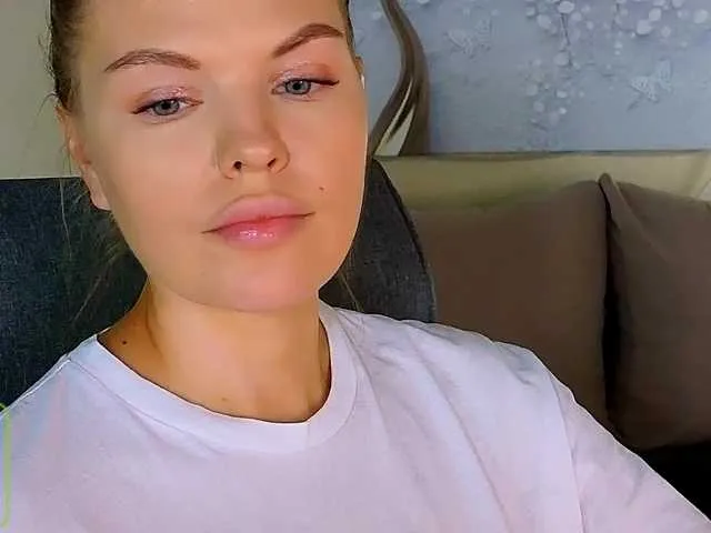 Live sex webcam photo for AureliaFly #291797956