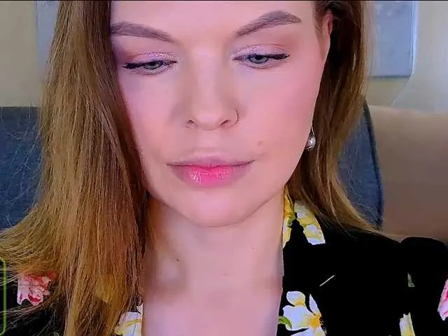 Live sex webcam photo for AureliaFly #292050744