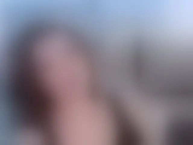 Live sex webcam photo for AureliaFly #293796024