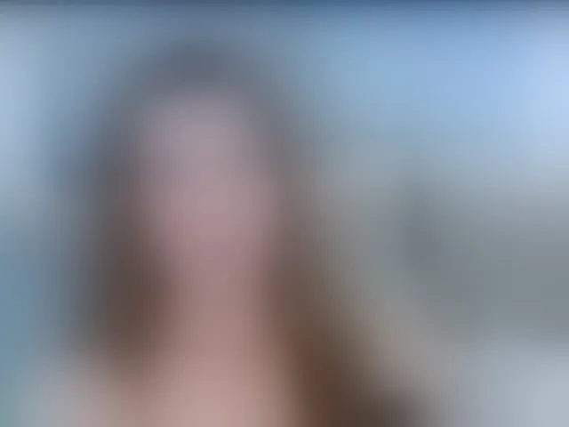 Live sex webcam photo for AureliaFly #294218090