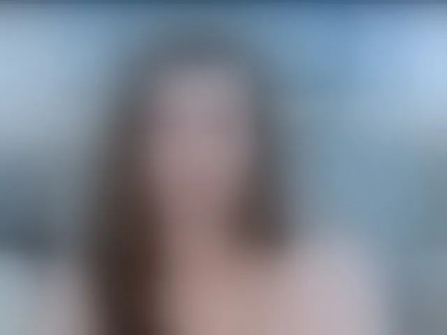 Live sex webcam photo for AureliaFly #294227375