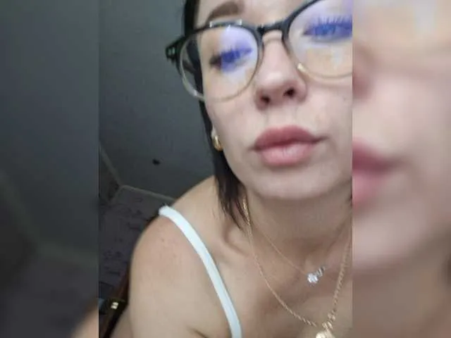 Live sex webcam photo for AureliyXXX #276878727