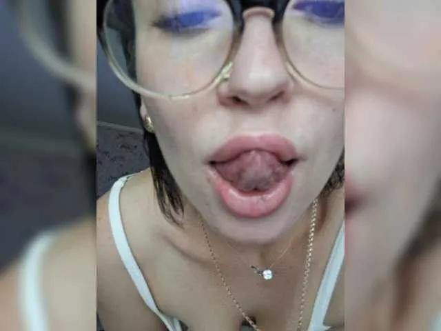 Live sex webcam photo for AureliyXXX #276914500