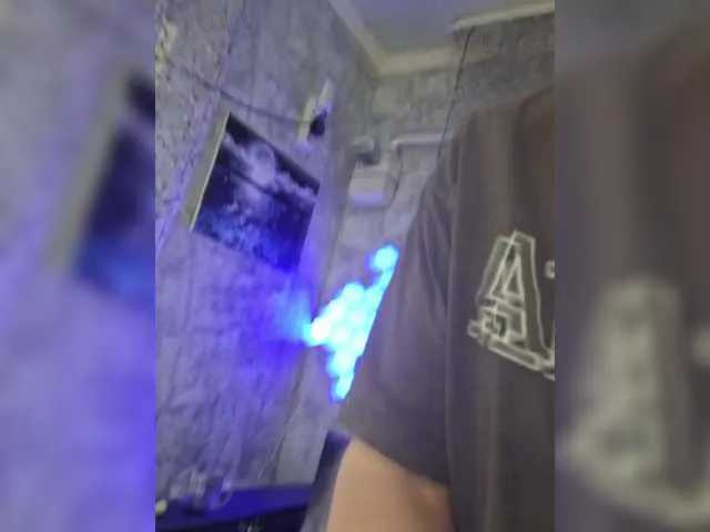 Live sex webcam photo for AureliyXXX #290915353