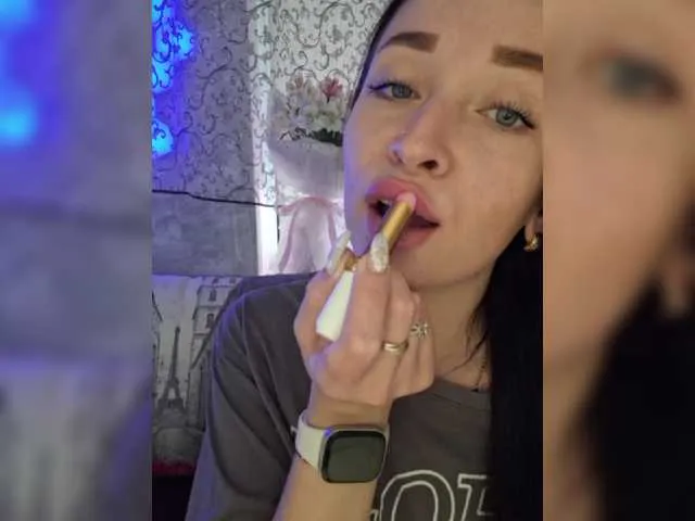 Live sex webcam photo for AureliyXXX #291096349