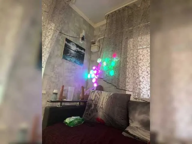 Live sex webcam photo for AureliyXXX #291521410