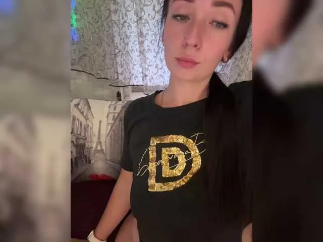 Live sex webcam photo for AureliyXXX #291528536