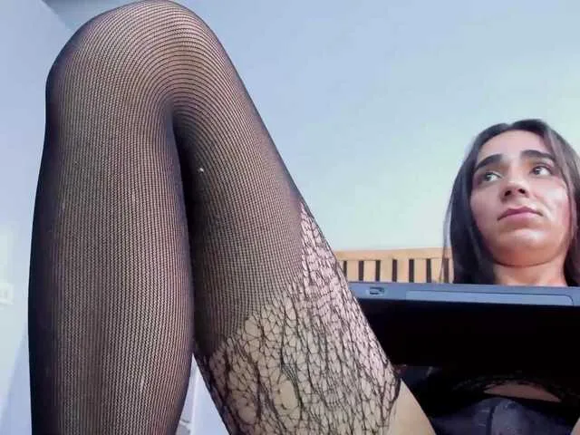 Live sex webcam photo for Aurora-Prisloo #276859760