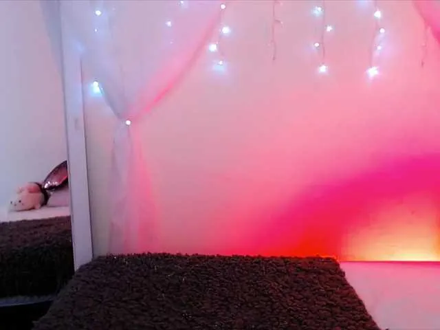 Live sex webcam photo for Aurora-walker #274002860