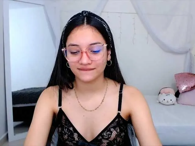 Live sex webcam photo for Aurora-walker #274078239