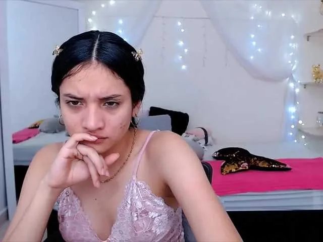 Live sex webcam photo for Aurora-walker #274128745