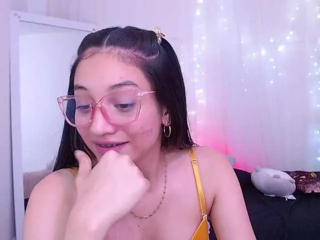 Live sex webcam photo for Aurora-walker #274140009