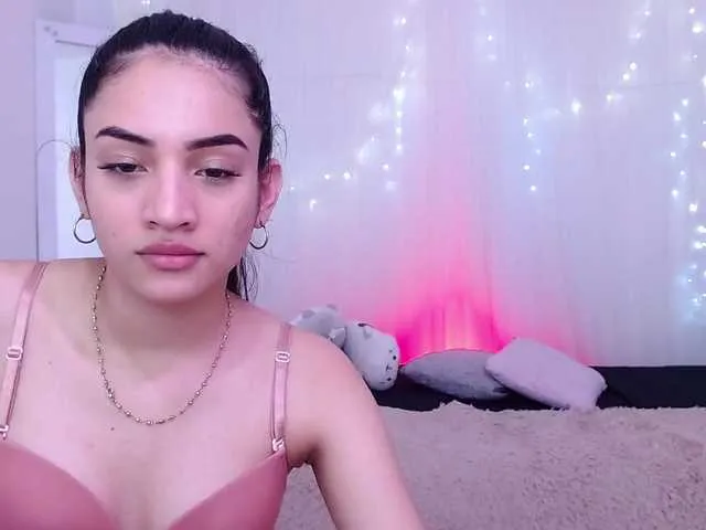 Live sex webcam photo for Aurora-walker #274150554