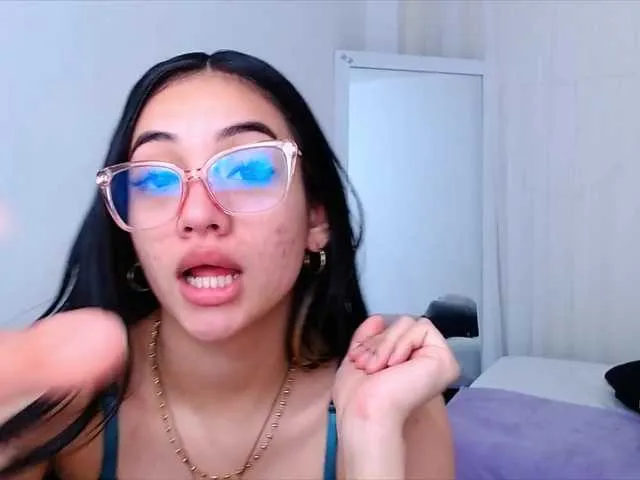 Live sex webcam photo for Aurora-walker #274190126