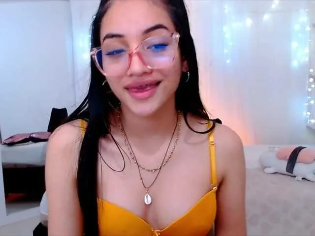 Live sex webcam photo for Aurora-walker #274223638