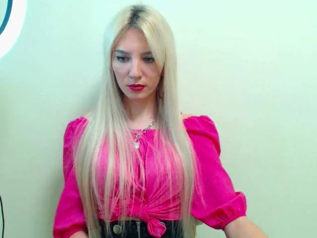 Live sex webcam photo for Aurora5 #272646282