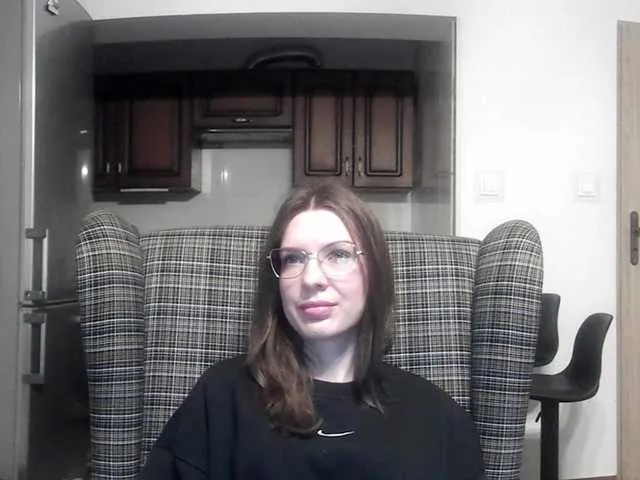 Live sex webcam photo for AuroraKiss #290401993