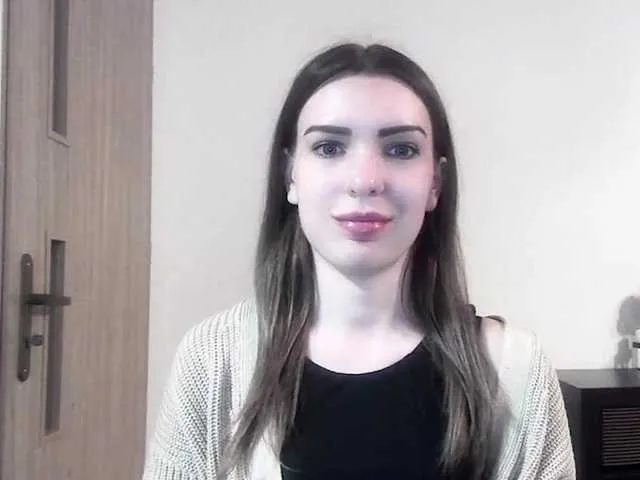 Live sex webcam photo for AuroraKiss #290766134