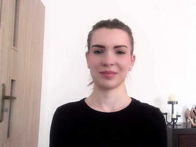 Live sex webcam photo for AuroraKiss #290846576