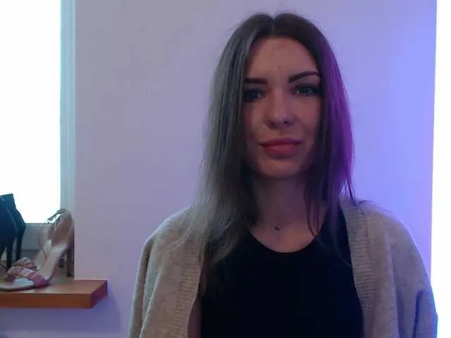Live sex webcam photo for AuroraKiss #291026643