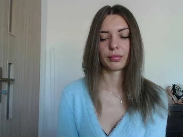 Live sex webcam photo for AuroraKiss #291109700
