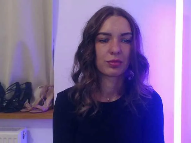 Live sex webcam photo for AuroraKiss #291323193