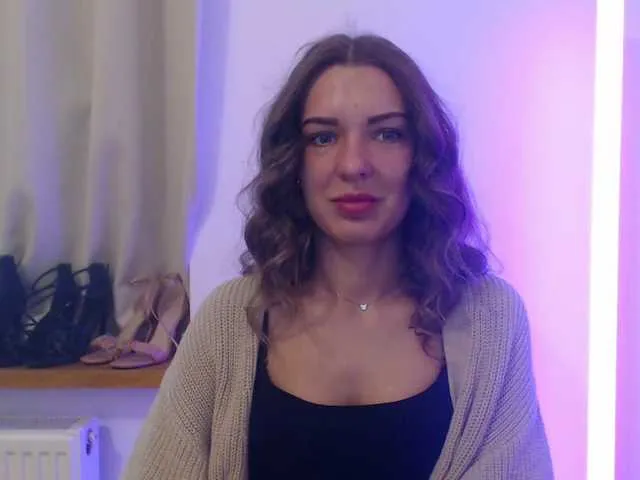 Live sex webcam photo for AuroraKiss #291336885