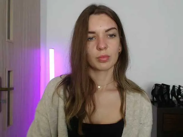 Live sex webcam photo for AuroraKiss #291465762