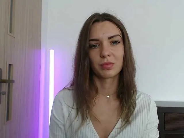 Live sex webcam photo for AuroraKiss #291487262