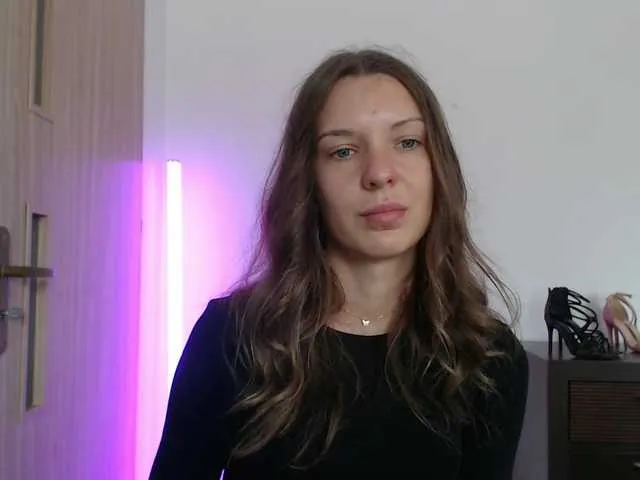 Live sex webcam photo for AuroraKiss #291520308