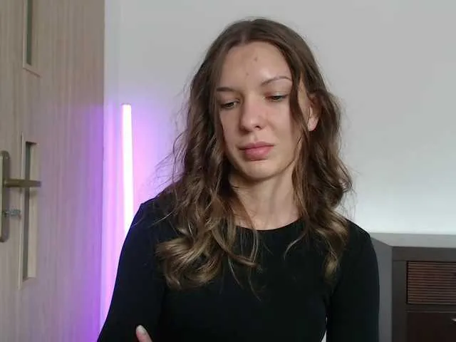 Live sex webcam photo for AuroraKiss #291561725