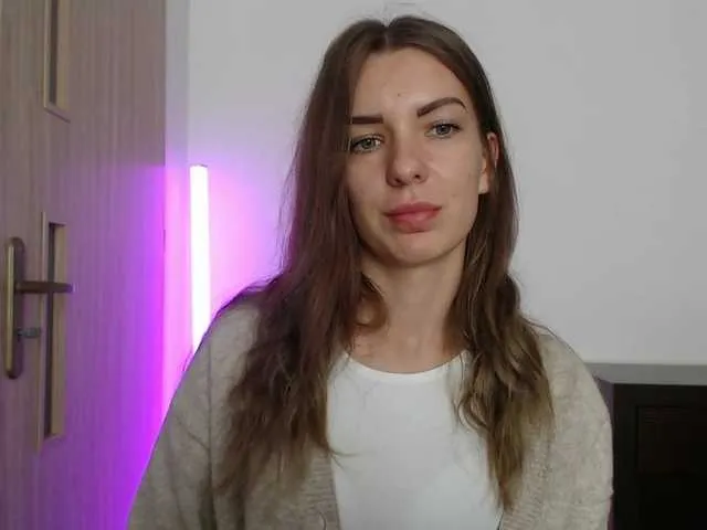 Live sex webcam photo for AuroraKiss #291601751