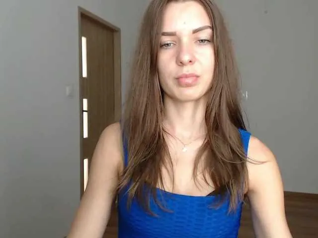 Live sex webcam photo for AuroraKiss #291790252