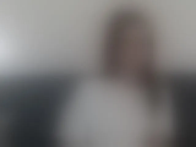 Live sex webcam photo for AuroraKiss #291871513