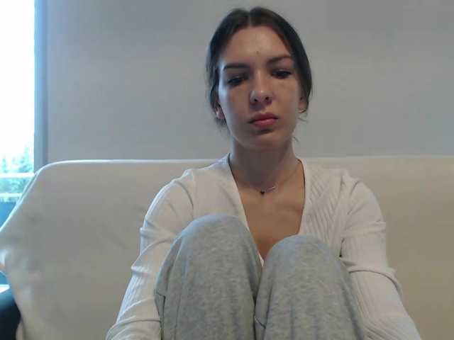 Live sex webcam photo for AuroraKiss #292031770